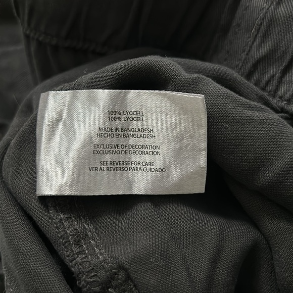 NWT Gap Tencel Shorts - Picture 8 of 8